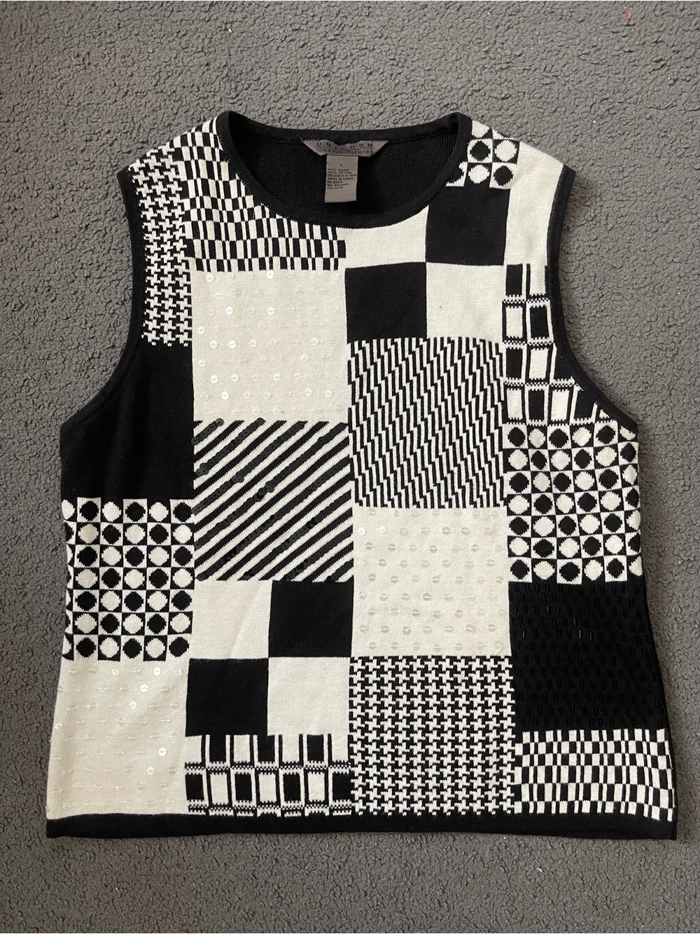 JohnPaulRichard Black and White Geometric Patchwork Knit Tank
